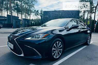 Седан Lexus ES 2022 в Києві