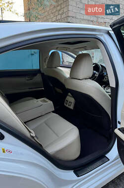 Седан Lexus ES 2016 в Днепре