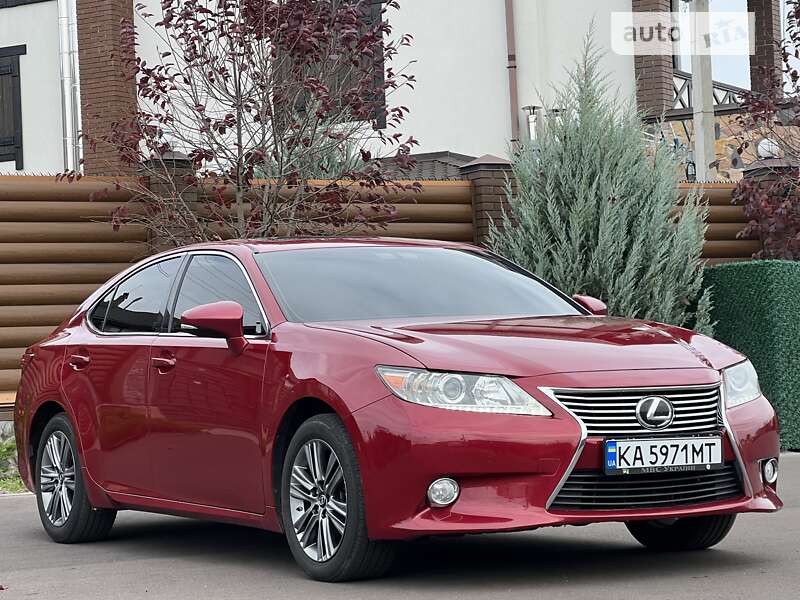 Седан Lexus ES 2013 в Киеве фото 11 Седан Lexus ES 2013 в Киеве