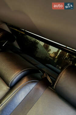 Седан Lexus ES 2013 в 