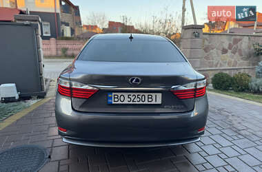 Седан Lexus ES 2014 в Тернополе