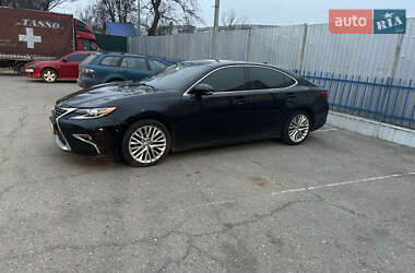 Седан Lexus ES 2014 в Сумах