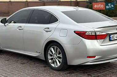 Седан Lexus ES 2012 в Дніпрі