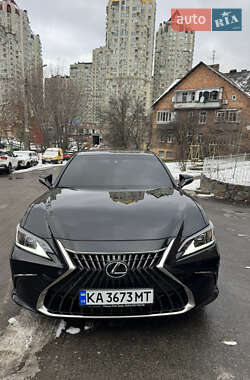 Седан Lexus ES 2022 в Києві