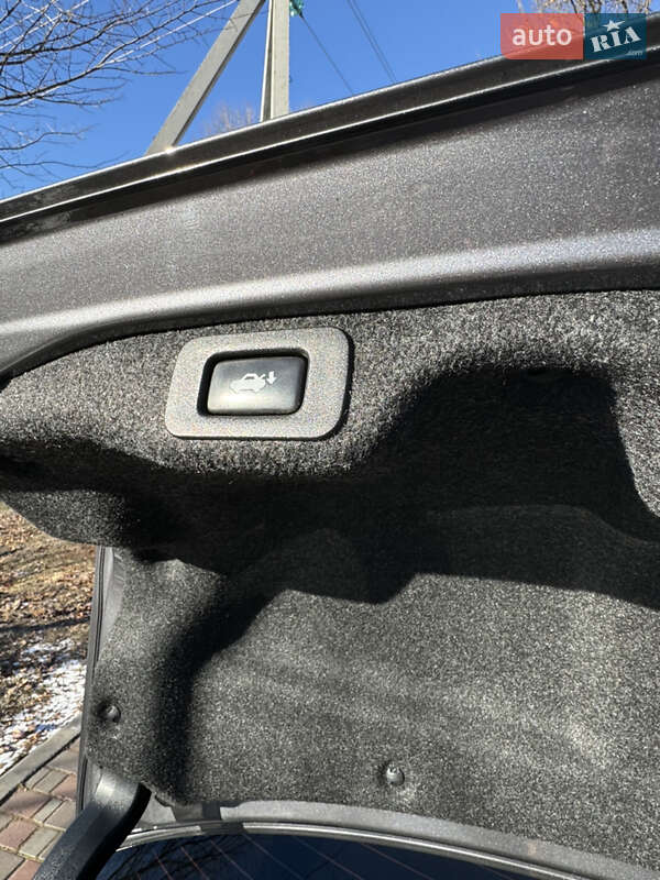 Седан Lexus ES 2016 в Кропивницком фото 25 Седан Lexus ES 2016 в Кропивницком