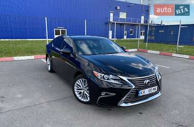 Седан Lexus ES 2015 в Миколаєві