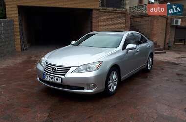 Седан Lexus ES 2011 в Черкасах