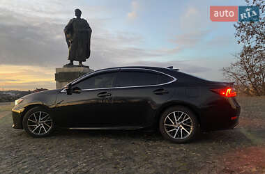 Седан Lexus ES 2017 в Білій Церкві
