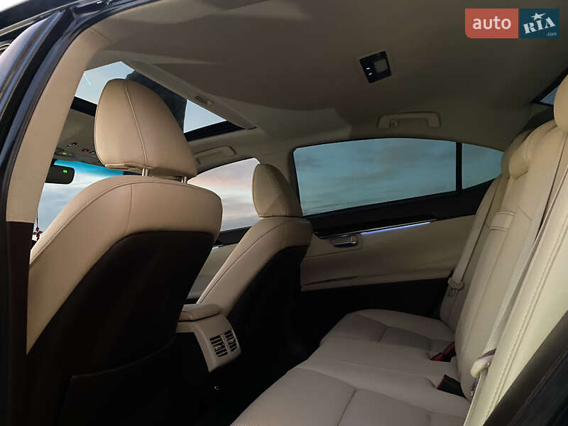 Седан Lexus ES 2017 в Белой Церкви фото 18 Седан Lexus ES 2017 в Белой Церкви