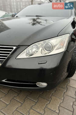 Седан Lexus ES 2008 в Львові