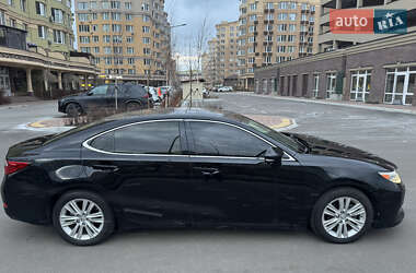 Седан Lexus ES 2014 в Києві