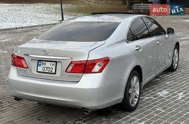 Седан Lexus ES 2007 в Ровно