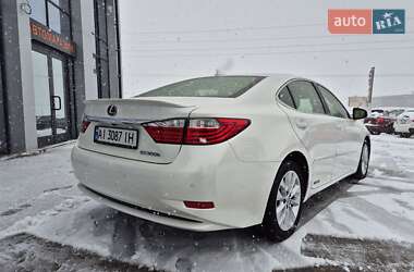 Седан Lexus ES 2013 в Києві