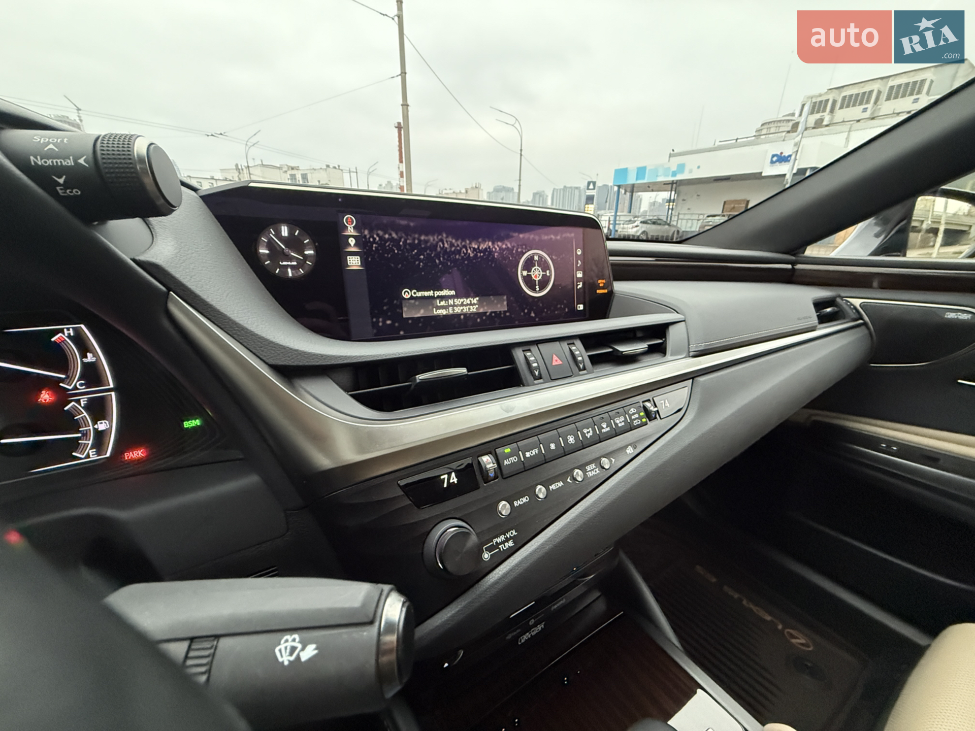 2018 Lexus ES - мініатюра 18