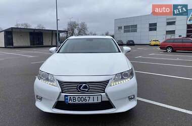 Седан Lexus ES 2013 в Києві