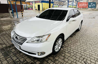 Седан Lexus ES 2011 в Первомайську