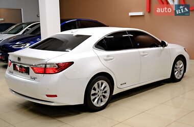 Седан Lexus ES 2013 в Одесі