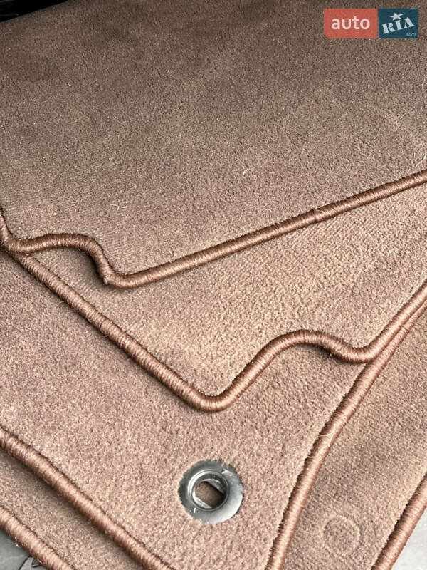 Седан Lexus ES 2018 в Києві