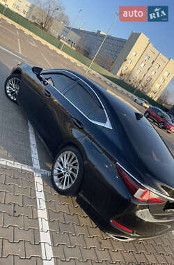 Седан Lexus ES 2018 в 