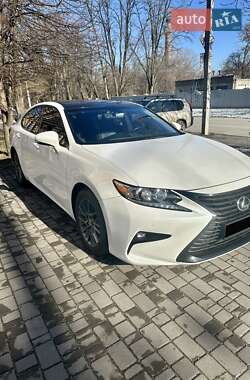 Седан Lexus ES 2018 в Днепре