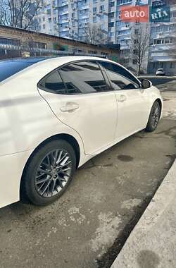 Седан Lexus ES 2018 в Днепре