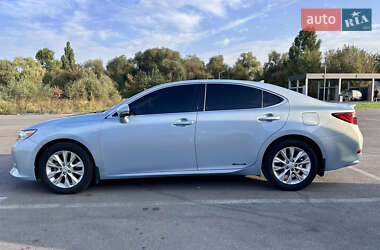 Седан Lexus ES 2013 в Киеве