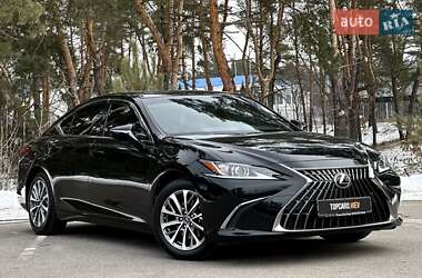 Седан Lexus ES 2022 в Киеве