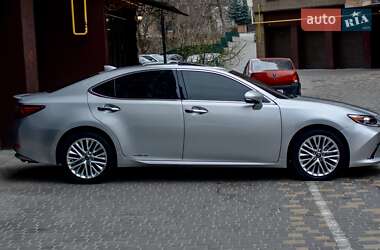 Седан Lexus ES 2018 в Вінниці