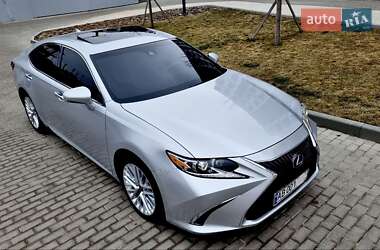 Седан Lexus ES 2018 в Вінниці