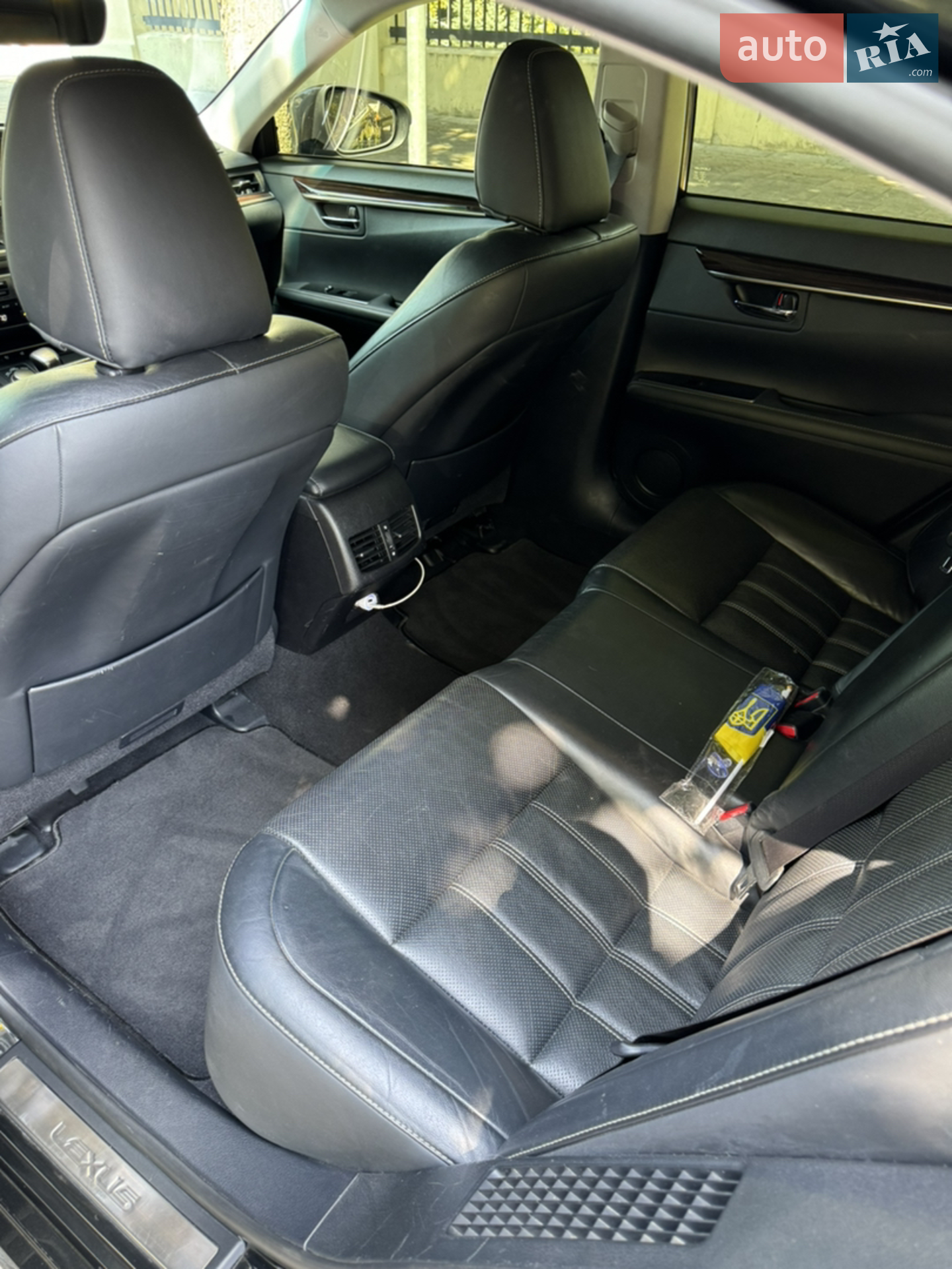 2016 Lexus ES - мініатюра 14