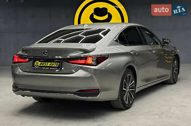 Седан Lexus ES 2022 в 