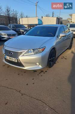 Седан Lexus ES 2013 в Киеве