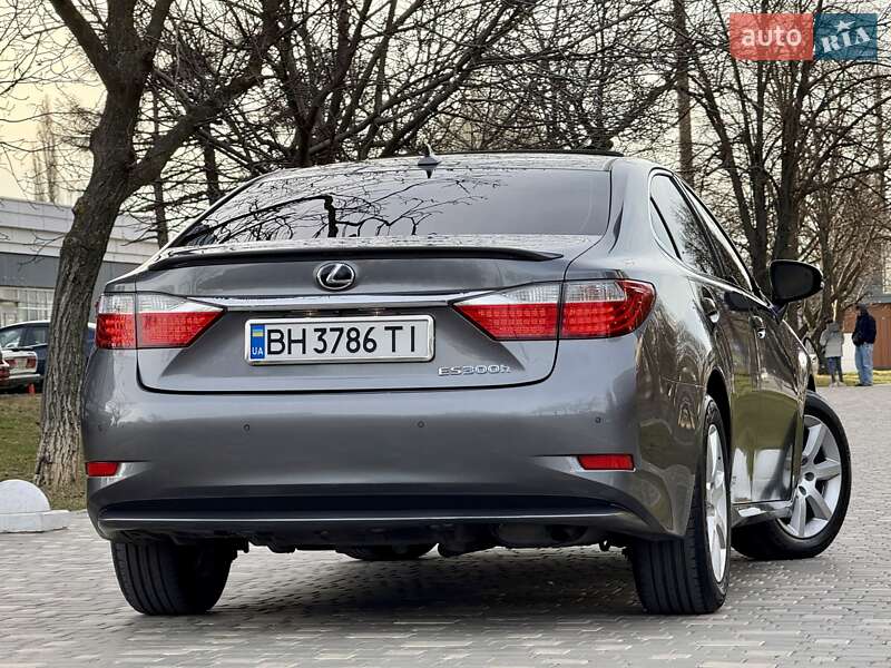 Седан Lexus ES 2013 в Одесі фото 19 Седан Lexus ES 2013 в Одесі