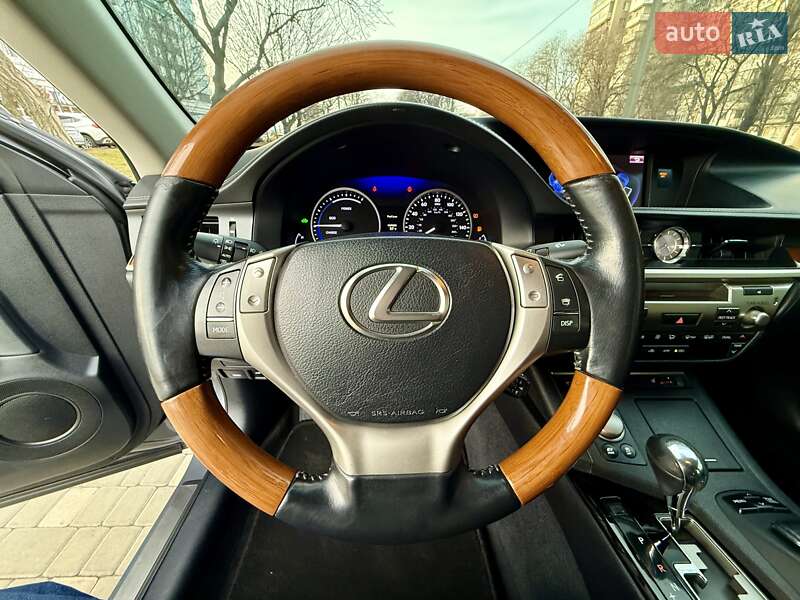 Седан Lexus ES 2013 в Одесі фото 45 Седан Lexus ES 2013 в Одесі