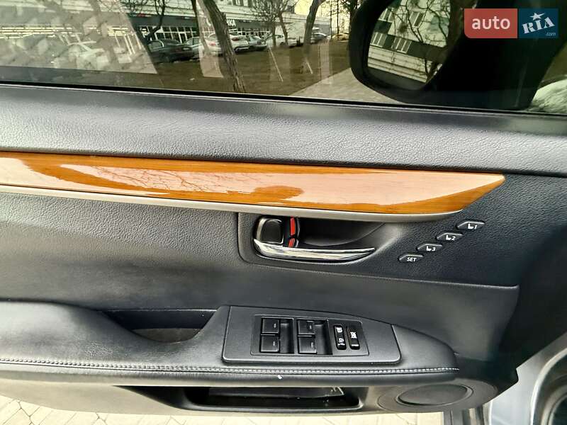 Седан Lexus ES 2013 в Одесі фото 52 Седан Lexus ES 2013 в Одесі