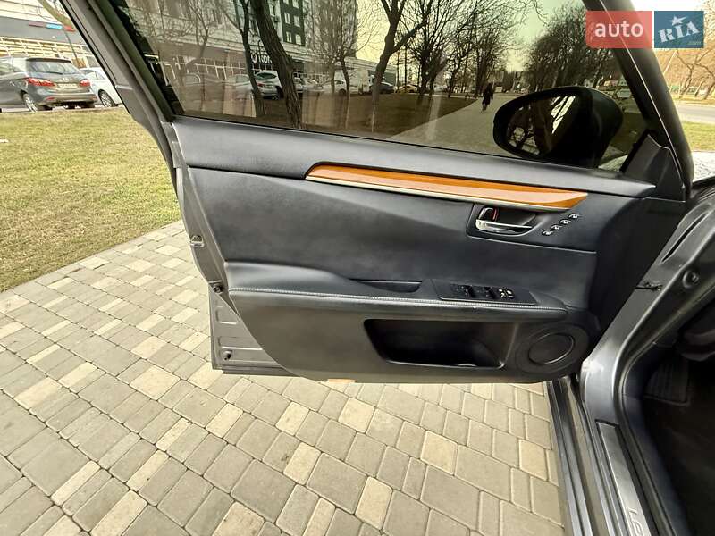 Седан Lexus ES 2013 в Одесі фото 165 Седан Lexus ES 2013 в Одесі