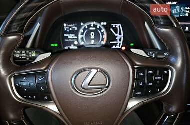 Седан Lexus ES 2018 в Ровно