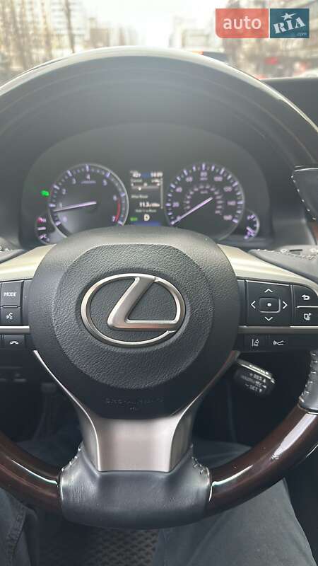 Седан Lexus ES 2018 в Вінниці