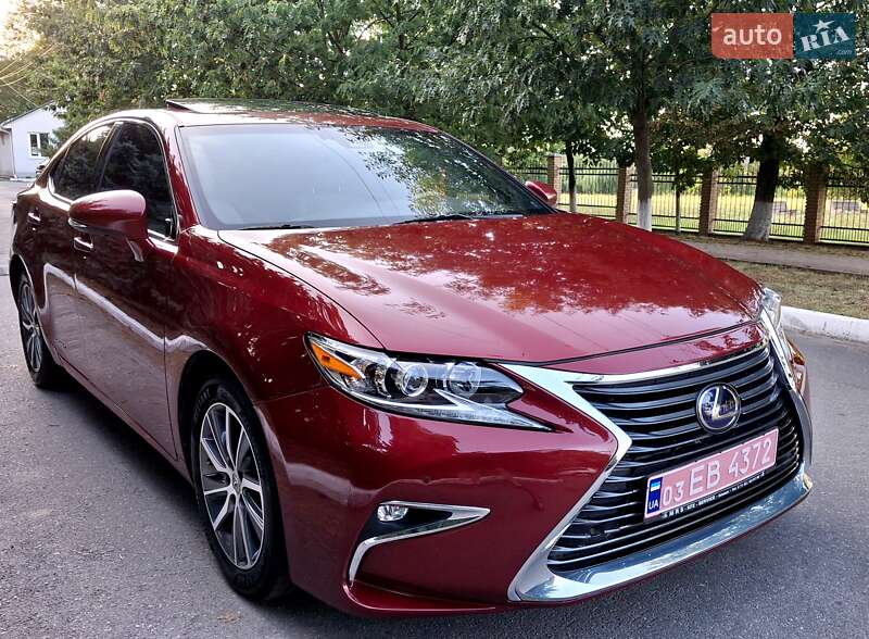 Lexus ES 2016