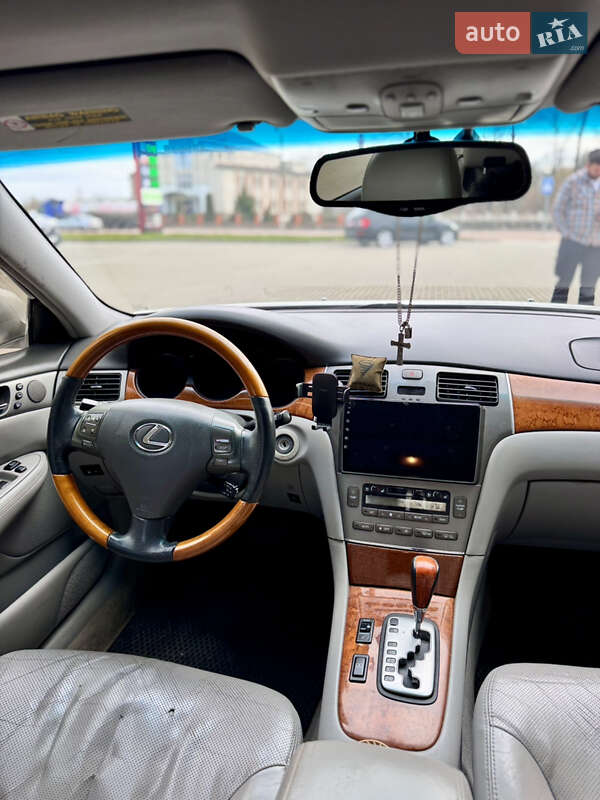 Седан Lexus ES 2005 в Киеве