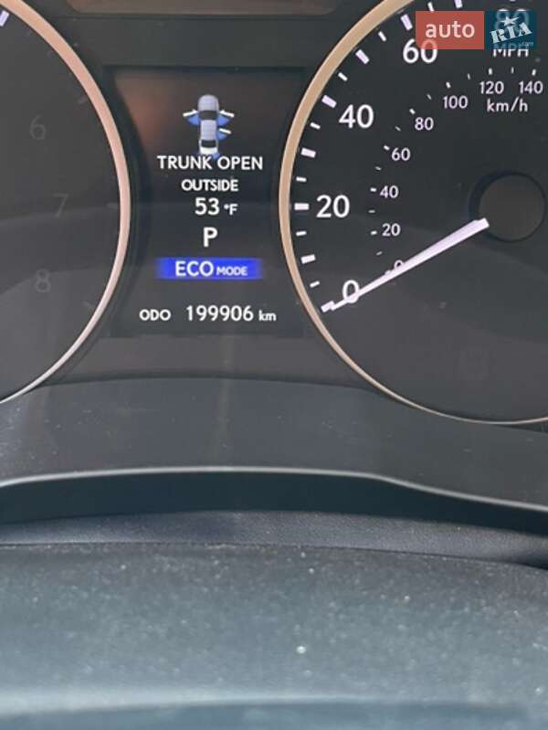 Седан Lexus ES 2014 в Днепре