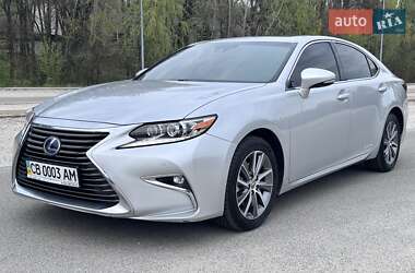 Седан Lexus ES 2018 в 