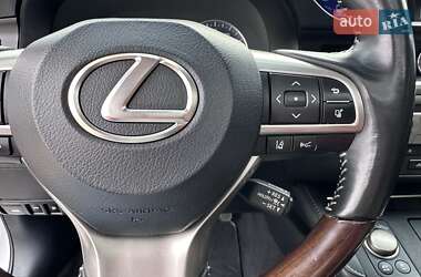 Седан Lexus ES 2018 в 