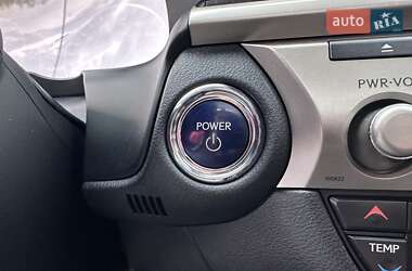 Седан Lexus ES 2018 в 
