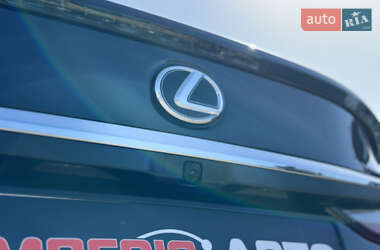 Седан Lexus ES 2023 в 