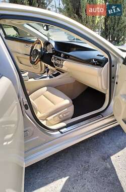 Седан Lexus ES 2012 в 