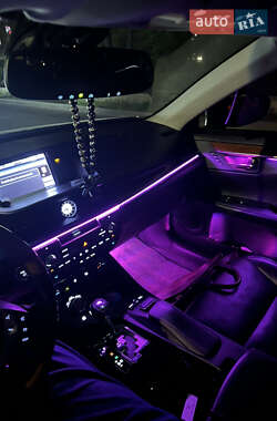 Седан Lexus ES 2012 в 