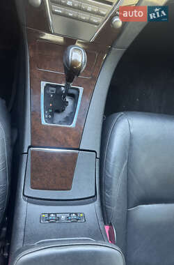 Седан Lexus ES 2011 в 