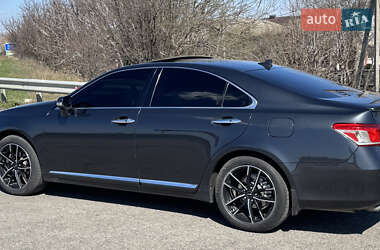 Седан Lexus ES 2011 в Жашкове