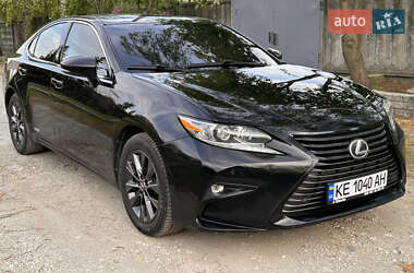Седан Lexus ES 2012 в 